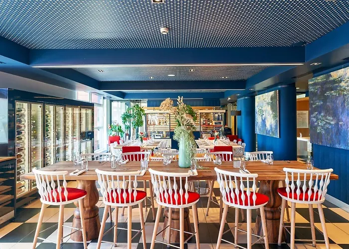 Western Le Rhenan & Restaurant Chez Claude