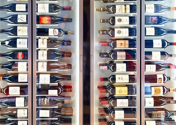 Western Le Rhenan & Restaurant Chez Claude Hotel