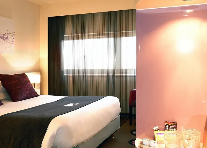 Western Le Rhenan & Restaurant Chez Claude Hotel