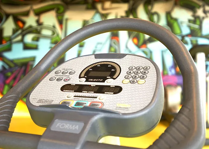 Western Le Rhenan & Restaurant Chez Claude