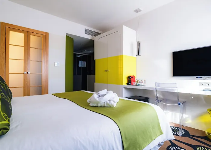 Western Le Rhenan & Restaurant Chez Claude ホテル Dorlisheim